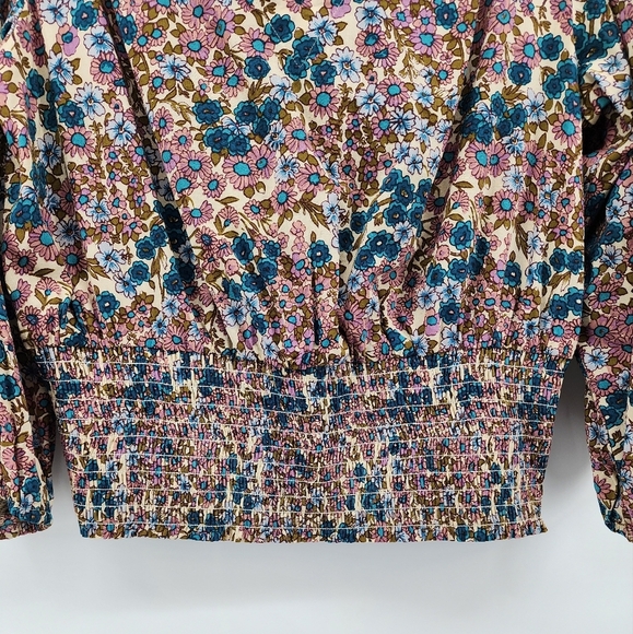 Maeve Anthropologie Odette Smocked Pink Blue Floral Blouse Medium - Picture 5 of 11